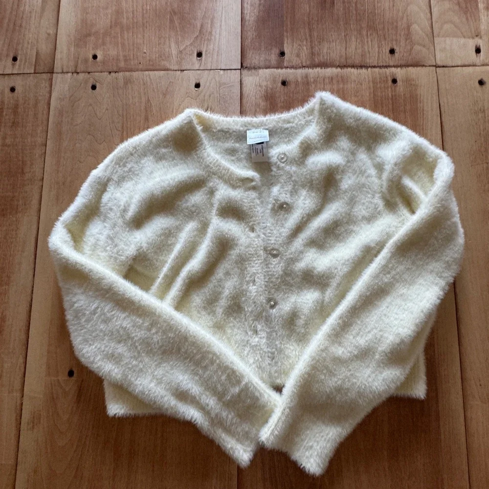 Hanna Andersson Girls Butter Yellow Fuzzy Eyelash Knit Cardigan Sweater‎ Size 10